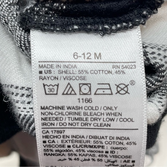 Old Navy long-Sleeve ruffle-Trim buffalo plaid one-Piece romper 6-12 M - Picture 9 of 10